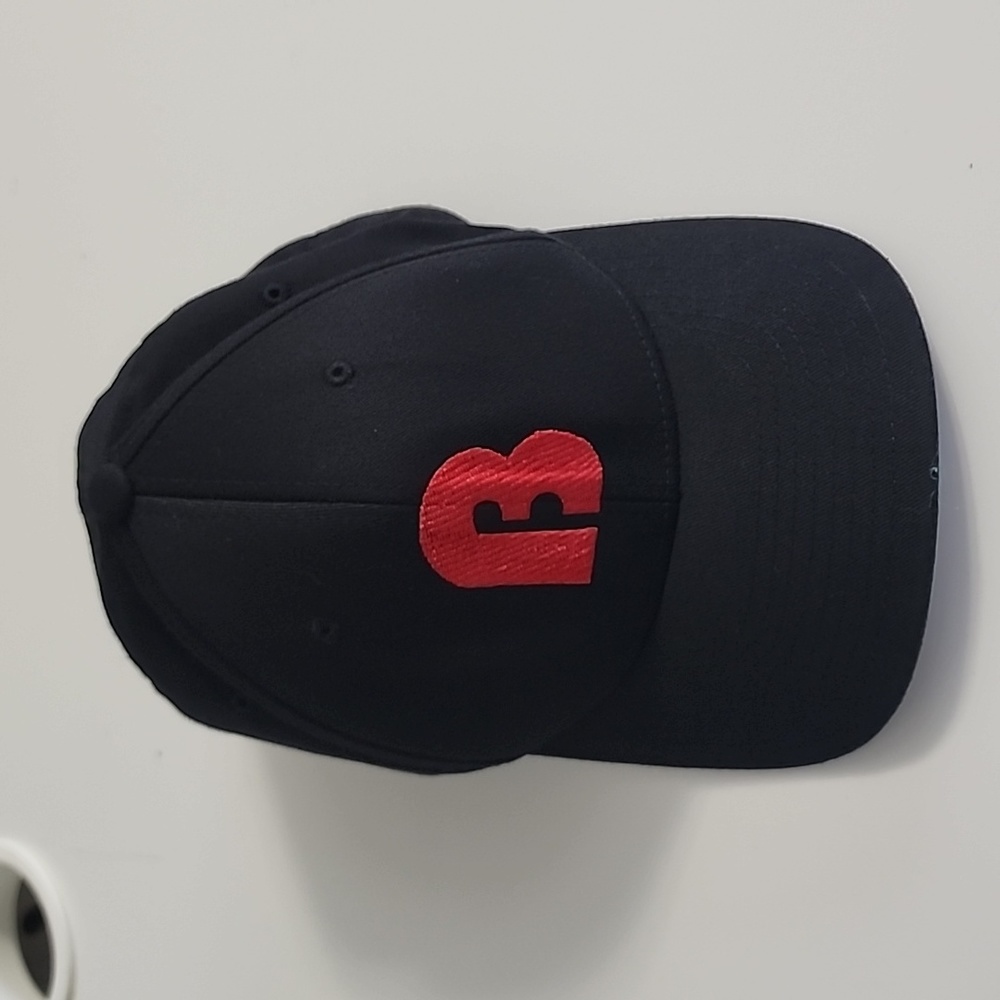 B flex fit hat size L-XL